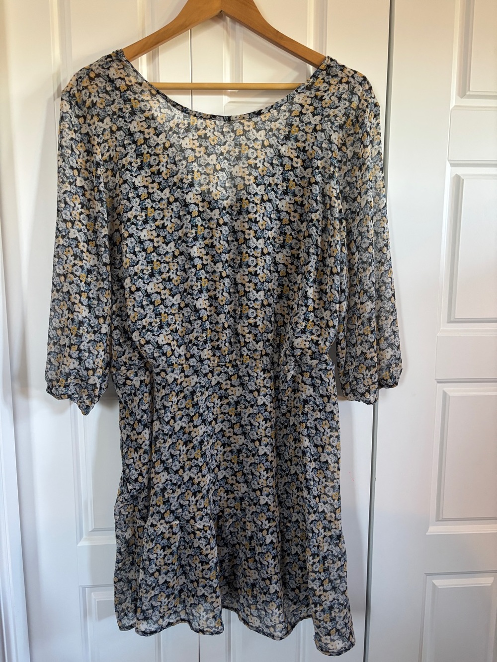 Abercrombie & Fitch floral mini dress